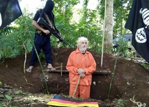 Filipine: Ministrul de Externe susţine că jihadiştii l-ar fi decapitat pe ostaticul german pentru că acesta era bolnav