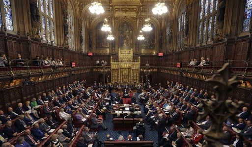 Reprezentanţii Camerei Lorzilor vor să impună o serie de condiţii pentru declanşarea ieşirii Marii Britanii din UE