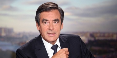 Francois Fillon citat de către magistraţi în legătură cu angajarea fictivă a soţiei sale ca asistent parlamentar (presă)
