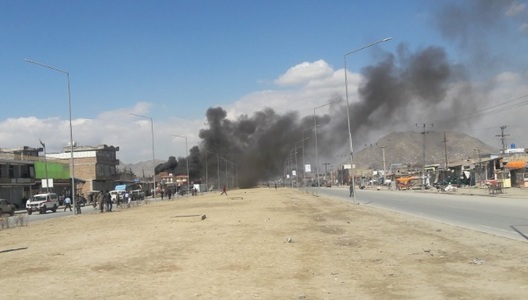 O explozie puternică a zguduit capitala afgană, iar talibanii au revendicat atacuri ”soldate cu multe victime” în Kabul