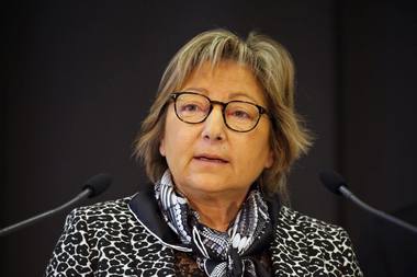 Primarul din Calais interzice împărţirea de alimente migranţilor, susţinând că este vorba de o ameninţare la adresa securităţii