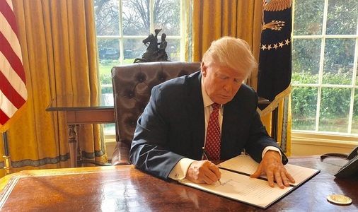 Trump a semnat un nou decret antiimigraţie: Irakul nu se mai află printre ţările ai căror cetăţeni nu vor mai putea intra în Statele Unite