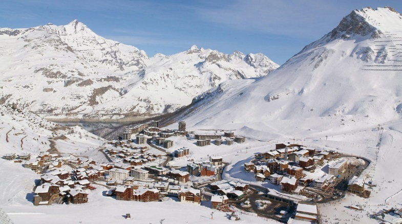 Avalanşa produsă pe o pistă de schi din Franţa nu s-a soldat cu nicio victimă