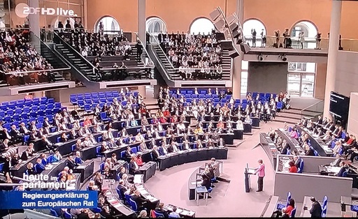 Merkel condamnă în Parlament ca ”deplasate” declaraţiile lui Erdogan cu privire la ”practici naziste”