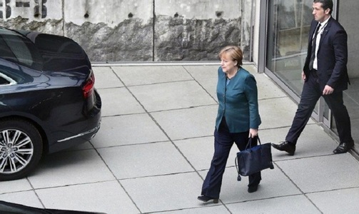 Merkel anunţă în Bundestag că îl susţine pe Tusk pentru un al doilea mandat de preşedinte al Consiliului European