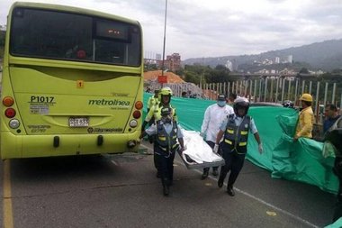 Cel puţin 34 de morţi şi 15 răniţi după ce un autobuz a intrat în mulţime în Haiti