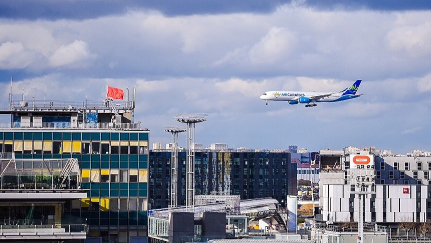 Traficul aerian complet întrerupt în urma incidentului de pe Aeroportul Orly-Sud, sute de zboruri redirecţionate către Aeroportul Roissy Charles de Gaulle