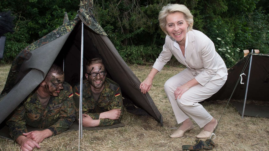 Ursula von der Leyen respinge pretenţiile lui Donald Trump potrivit cărora Germania datorează bani NATO şi SUA