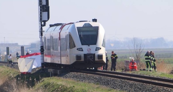 Olanda: Două persoane şi-au pierdut viaţa într-un accident feroviar, care a avut loc în apropiere de localitatea Harlingen
