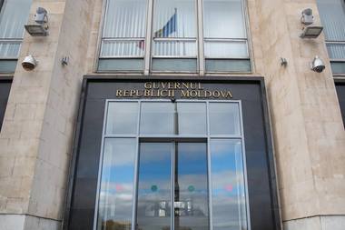 Percheziţii în clădirea Guvernului de la Chişinău. Viceministrul Economiei a fost reţinut - UPDATE