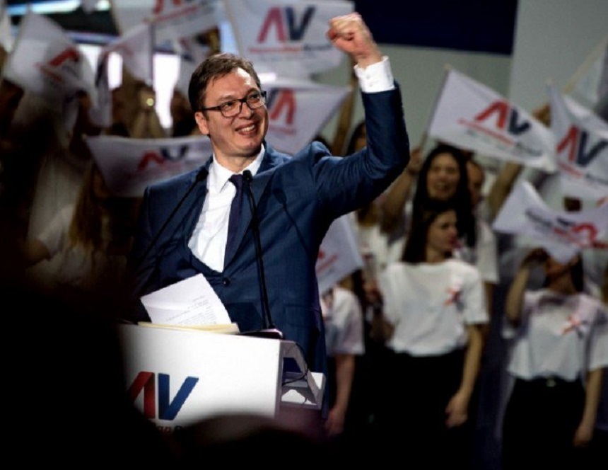 Sârbii îşi aleg preşedintele, într-un scrutin în care Vucici este favoritul detaşat, deşi principalul său rival este cel care scoate cursa din rutină