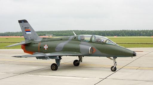Doi piloţi daţi dispăruţi în urma prăbuşirii unui avion militar de formare în vestul Serbiei