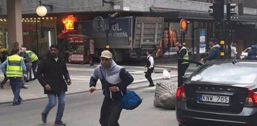 Camionul implicat în atac aparţine companiei de bere Spendrups şi a fost furat vineri din Stockholm