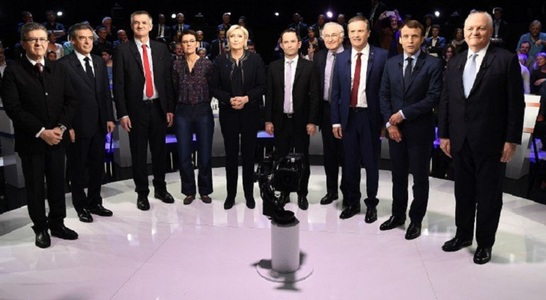Campania oficială a turului întâi al alegerilor prezidenţiale din Franţa începe pe fondul unui nivel-record al indecişilor