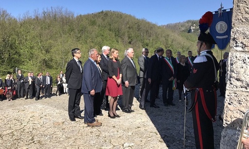 SUA vor apăra nevinovaţii, promite Tillerson în Italia, după atacul asupra Siriei