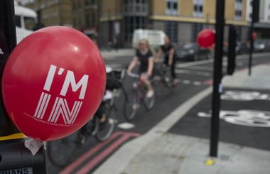 Parlamentarii britanici avertizează că hackerii ar fi putut să atace un site pentru înscrierea la referendumul de Brexit