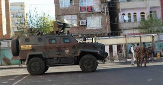 Bilanţul bătăii din faţa secţiei de votare din Diyarbakir a crescut la trei morţi