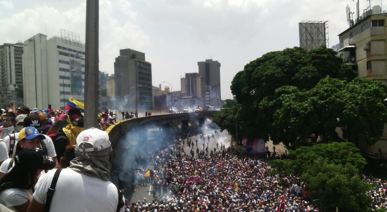 Trei persoane şi-au pierdut viaţa la protestele antiguvernamentale din Venezuela