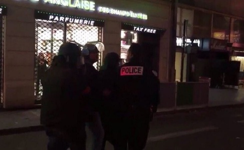 Atacatorul de pe Champs-Élysées a fost neutralizat în zona staţiei de metrou Franklin Roosevelt