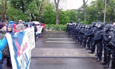 Peste 50.000 de persoane aşteptate să protesteze în apropierea congresului AfD din Koln
