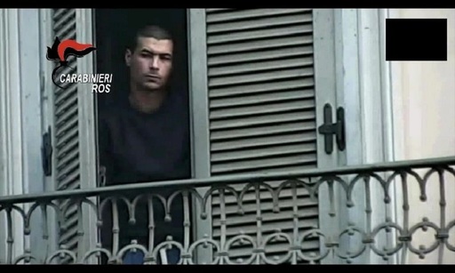Un marocan care trăia ilegal în Italia de nouă ani, găzduit de o familie italiană, arestat la Torino ca suspect în pregătirea unui atac terorist