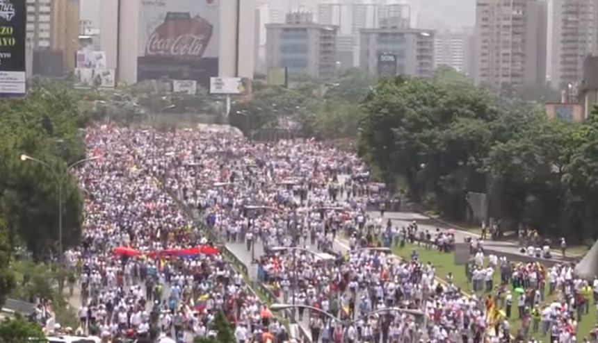 Venezuela şi-a anunţat retragerea din Organizaţia Statelor Americane