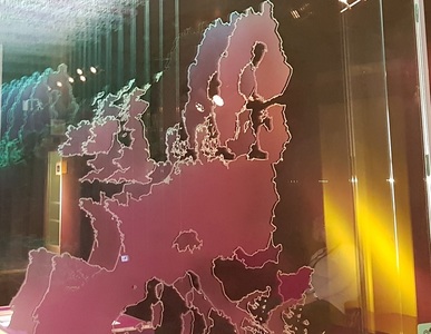 Negociatorii UE îşi afişează unitatea la discuţiile privind Brexit, înainte de summitul de sâmbătă