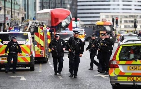 Autorităţile britanice au anunţat dejucarea unui atentat terorist după operaţiunile din Londra şi Kent