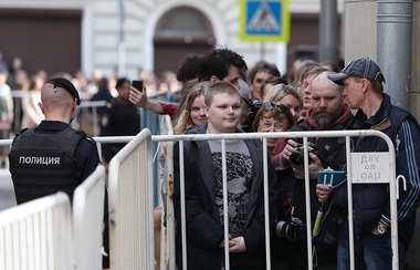 Autorităţile ruse au arestat peste o sută de persoane la protestele antiguvernamentale din întrega ţară şi din Moscova