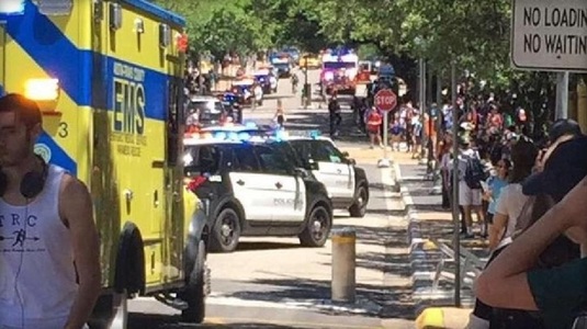 Un student ucis şi alţi trei răniţi prin înjunghiere la Universitatea din Texas
