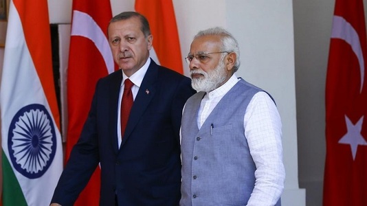 Turcia va organiza un referendum pe tema aderării sale la UE, afirmă Erdogan în India