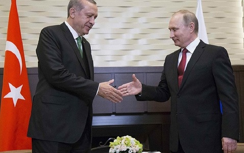 Putin îi spune lui Erdogan la Soci că Rusia şi Turcia îşi restabilesc relaţiile ”în format complet”