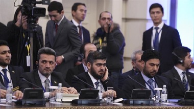 Rebelii sirieni îşi suspendă participarea la negocierile de la Astana, unde au început să discute cu Damascul un proiect de instituire a unor zone de ”dezescaladare” în întreaga ţară propus de Moscova