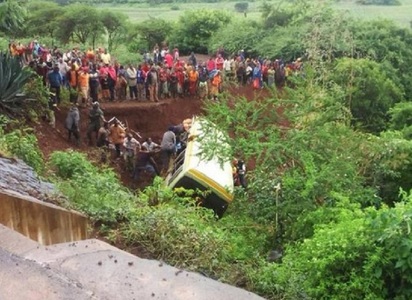 35 de morţi într-un accident de microbuz şcolar, în Tanzania