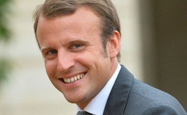 Macron i-a spus lui Trump că va apăra Acordul de la Paris privind combaterea schimbării climatice