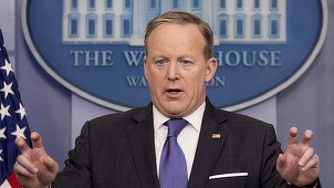 Spicer refuză să comenteze dacă Trump înregistrează discuţiile din Biroul Oval