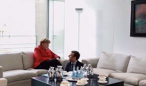 Merkel vrea o cooperare strânsă cu Macron