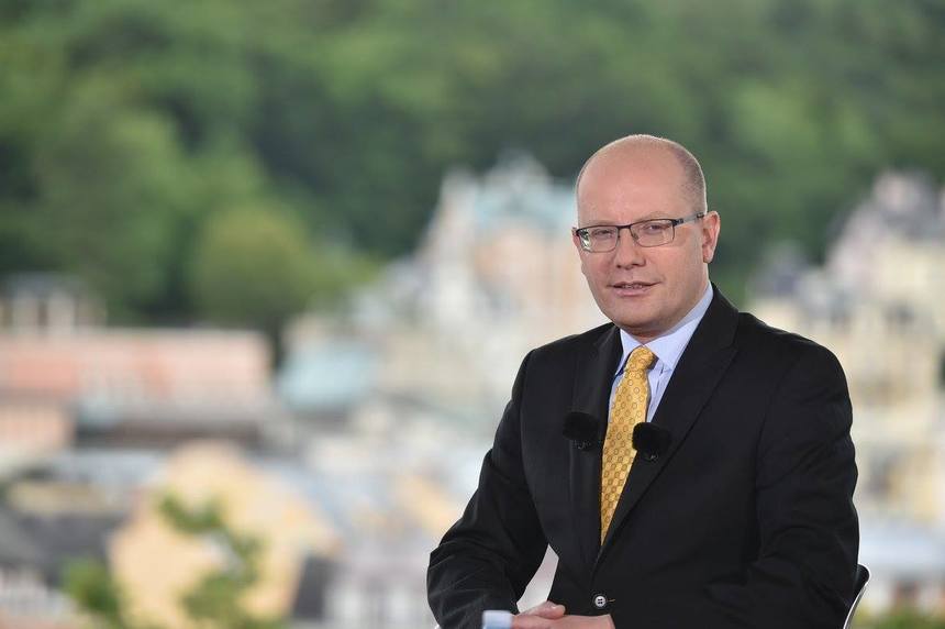 Sobotka respinge înlocuirea ministrului de Finanţe cu adjunctul acestuia, prelungind criza guvernamentală din Cehia