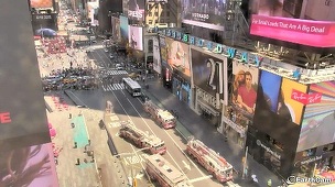 AP: Un mort şi aproximativ 20 de răniţi în Times Square. Poliţia exclude o legătură cu terorismul