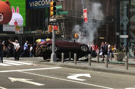 Trump, informat şi ţinut la curent cu incidentul din Times Square