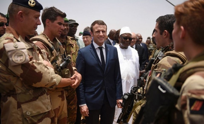 Macron îndeamnă în Mali la relansarea procesului de pace