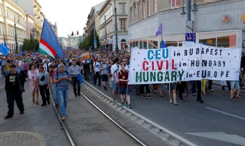 Manifestaţie la Budapesta în favoarea UE şi împotriva premierului Viktor Orban 