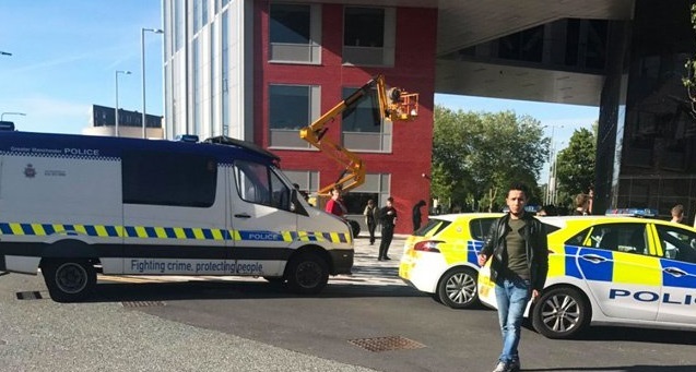 Autorităţile britanice anunţă o nouă alertă de securitate în Manchester, unde au început evacuarea universităţii Salford