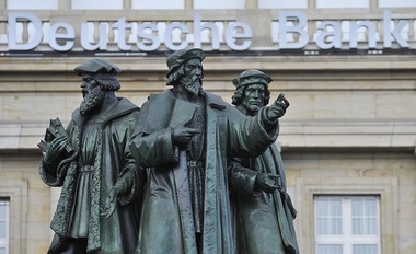 Congresmeni democraţi cer Deutsche Bank informaţii despre eventuale conturi extinzând astfel ancheta Trump-Rusia