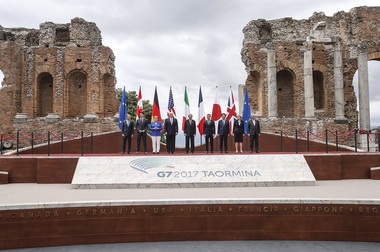 Liderii G7 le cer furnizorilor de internet şi reţelelor de socializare să îşi intensifice eforturile de îndepărtare a conţinutului extremist
