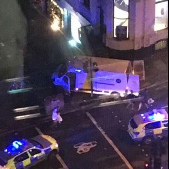UPDATE: Bilanţul atacului de la Londra a crescut la şapte morţi; 21 de răniţi în stare gravă anunţă poliţia. Ministrul de Interne: Atacatorii erau ”terorişti islamişti radicali”