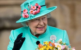 Elisabeth a II-a a participat la o slujbă la Windsor unde s-au spus rugăciuni pentru victimele atacului de la Londra; poliţişti se află printre răniţi