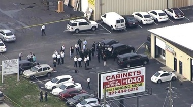 Autorităţile americane au anunţat cinci morţi, după ce un angajat concediat a deschis focul într-o clădire din Orlando