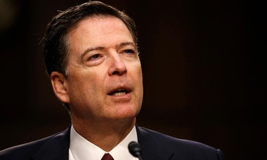 Comey nu a răspuns când a fost întrebat dacă s-a gândit să închidă ancheta cu privire la Flynn şi dacă crede că există o complicitate Trump-Rusia