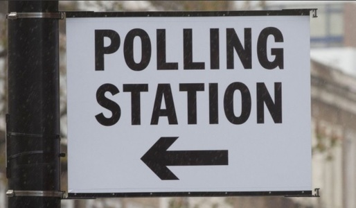 Cinci secretari de stat britanici şi-au pierdut mandatele parlamentare în alegeri